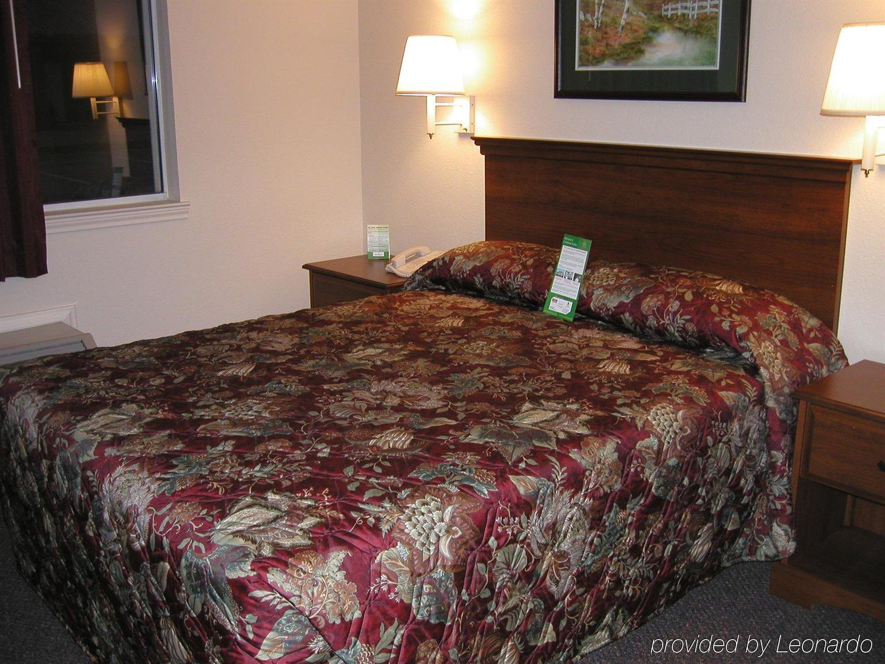Intown Suites Extended Stay Newport News Va - I-64 Oda fotoğraf