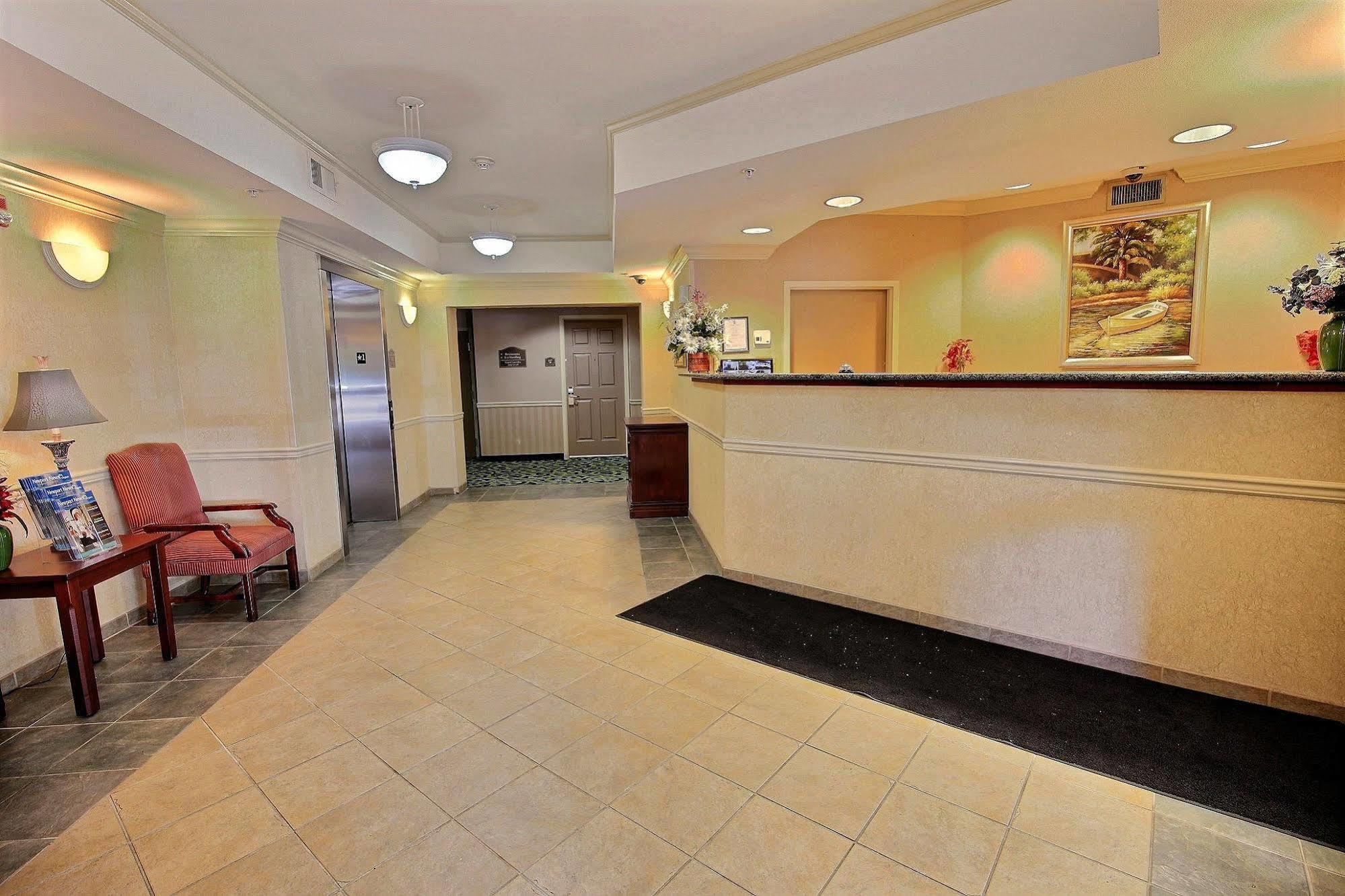 Intown Suites Extended Stay Newport News Va - I-64 Dış mekan fotoğraf