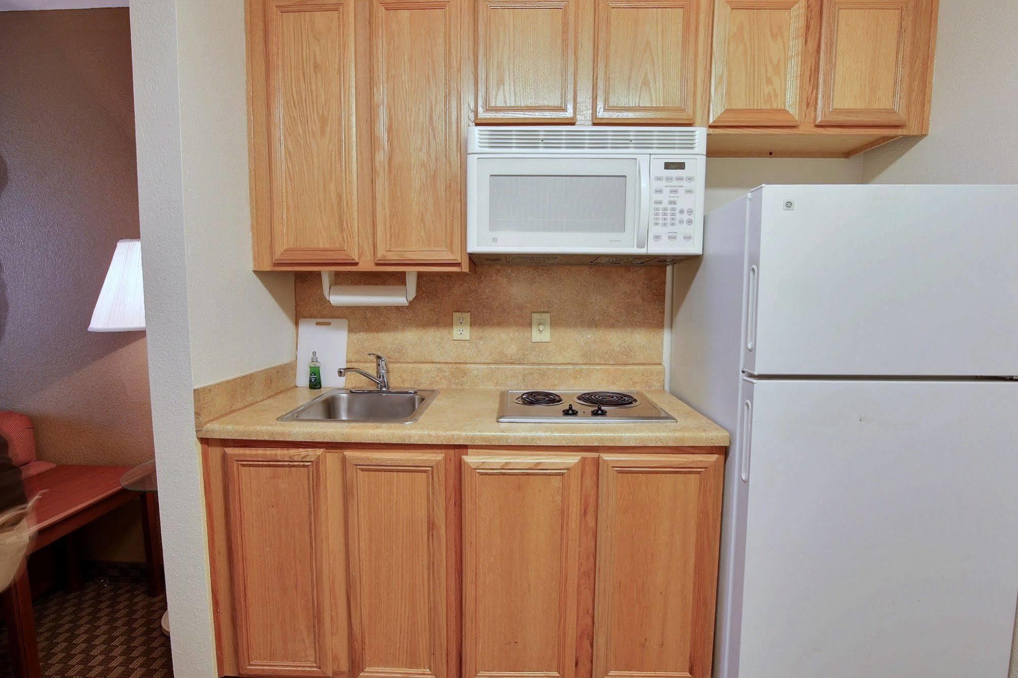 Intown Suites Extended Stay Newport News Va - I-64 Dış mekan fotoğraf